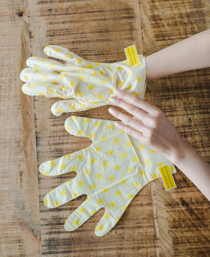 hand moisturizer gloves